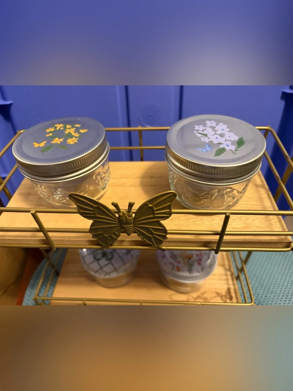Dolly Parton Two-Tier Gold Butterfly Display Shelf w/ Four Jars - Picture 9 of 13